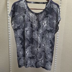 LOFT Navy Floral Short Sleeve Blouse